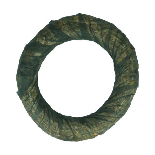 Straw wreath base with flizeline