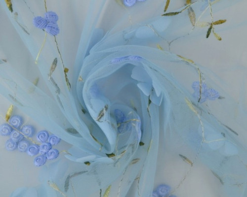 Siuvinėtas tiulis su gėlytėmis Mėlynas - 1