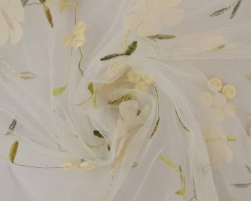 Embroidered tulle with flowers White