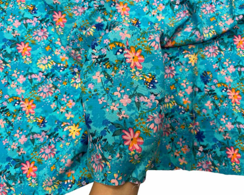 Viscous fabric Flowers light blue - 3