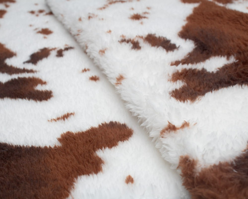 Fleece Brown spots in white