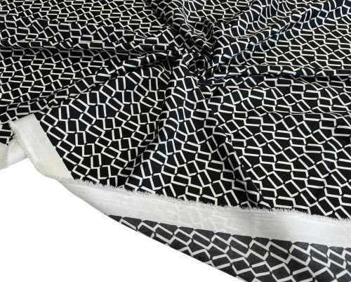 Armani silk White patterns in black