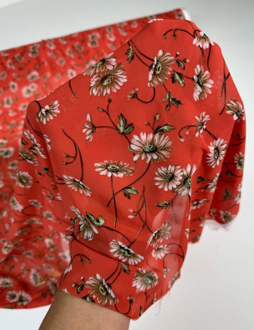 Šifonas Ramunės raudoname - 1