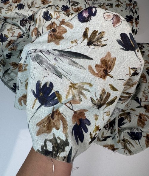 Linen with viscose Flowers in teal
