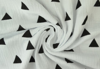 Muslin Triangles in white