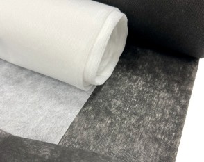 Flizelinas su klijais siuvimui 36gr | neaustinis