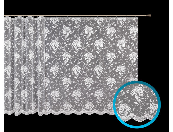 Jacquard curtains measured 250cm.