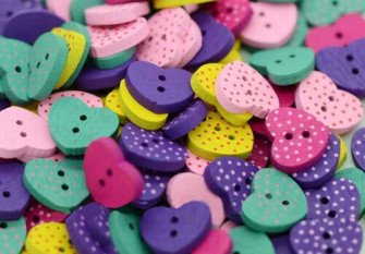 Button 17mm Heart with dots