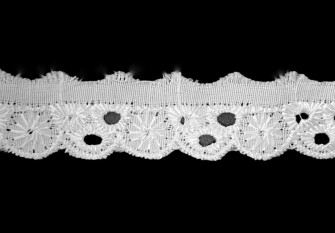 Cotton embroidered lace 20mm | White