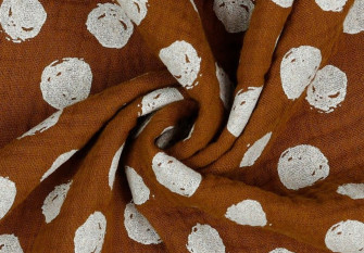Muslin White bubbles in light brown