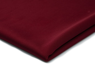 Thick knitted fabric in Bordeaux