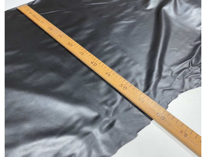 Eco leather Black Glossy polished pigiau