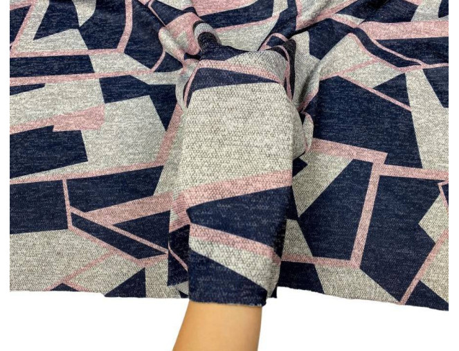Knitted jersey Shapes in grey internetu