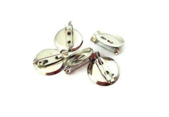 Base of brooch with clasp