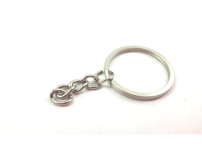 Raktų žiedas su grandinėle