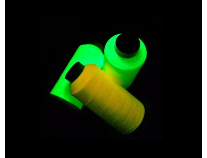 Reflective thread 914m | 2 colours pigiau