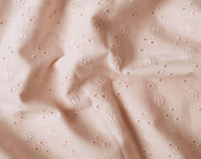 Siuvinėta medvilnė Pastelinė persikinė Siuvinėta medvilnė Pastelinė persikinė