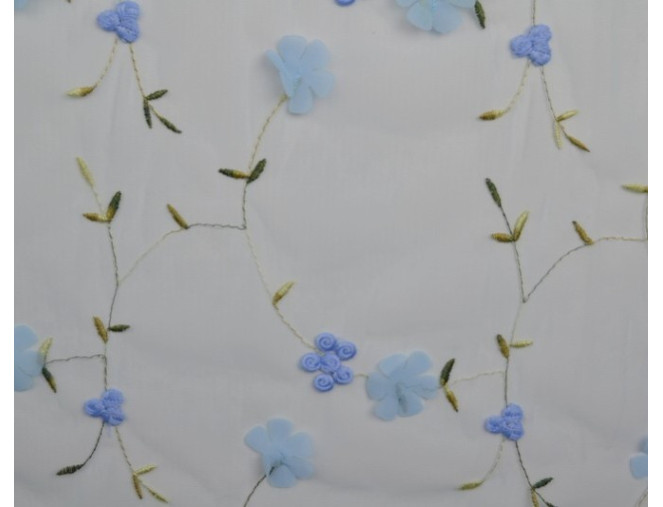 Embroidered tulle with flowers Blue pigiau