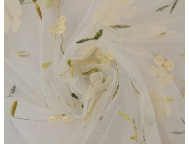 Embroidered tulle with flowers White