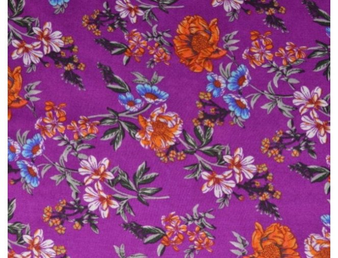 Viskozinis audinys Gėlės violetiniame pigiau