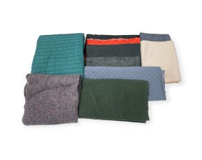 Set No 80 of warmed linings and remnants of overcoat fabrics