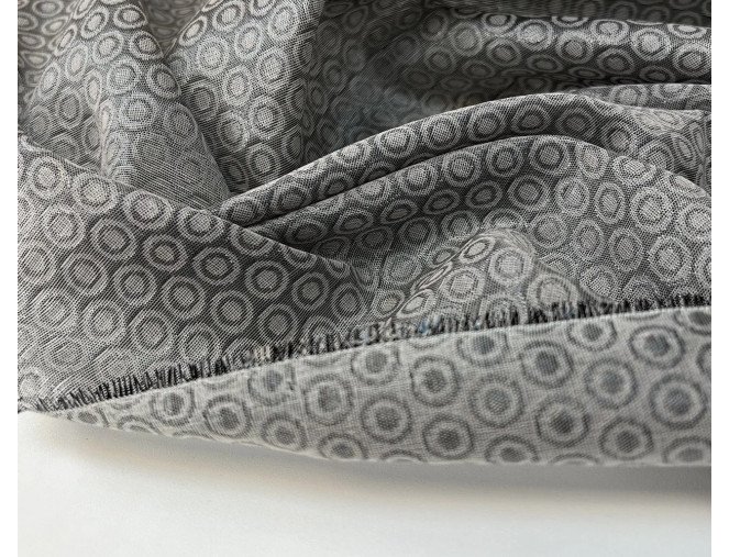 Šilkas Rutuliukai pilkame pristatymas per 1-4 d.d.