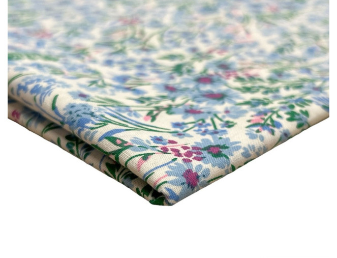 Medvilninis audinys Mėlynos gėlytės baltame