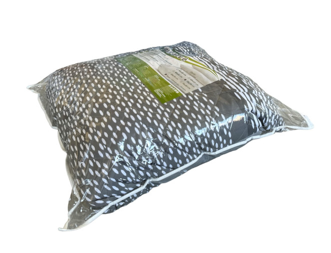 Pillow 70x70cm with box