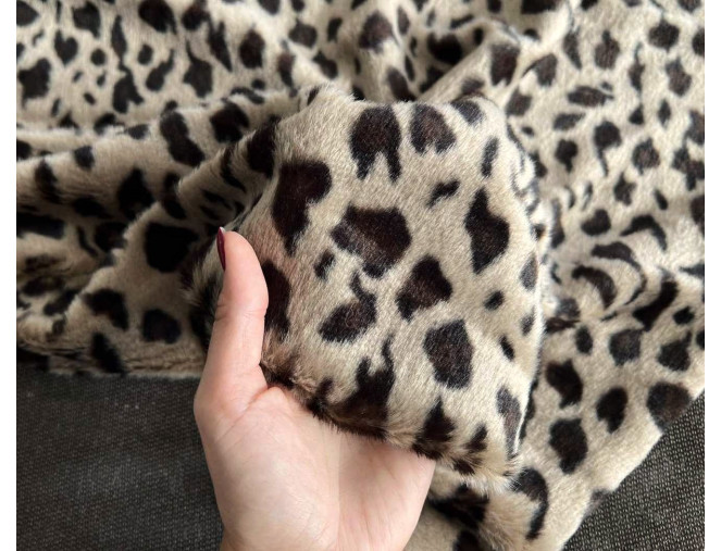 Dirbtinis kailis Leopardas pigiau