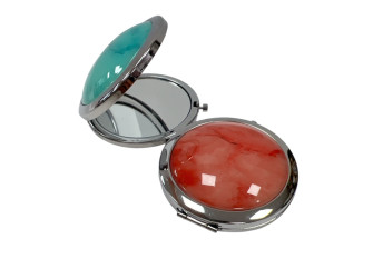 Cosmetic mirror