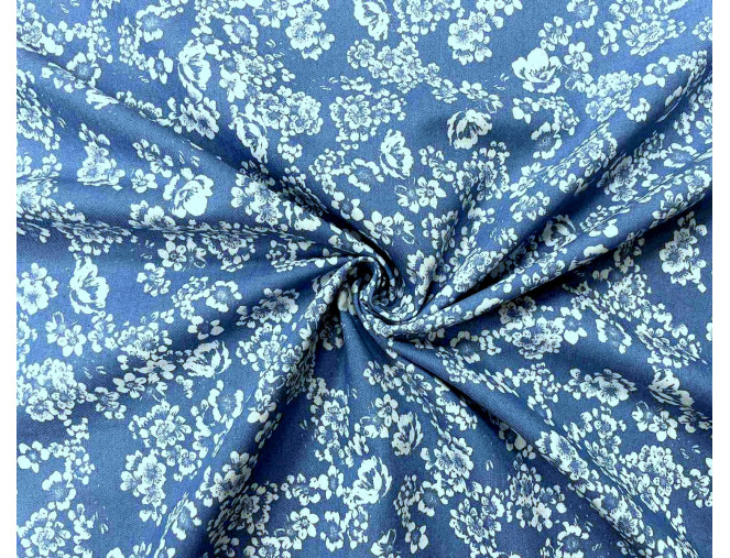 Thin denim White flowers in light blue