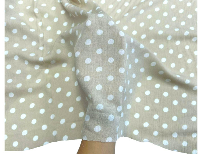 Viskozinis krepas Balti taškeliai smėliniame pigiau