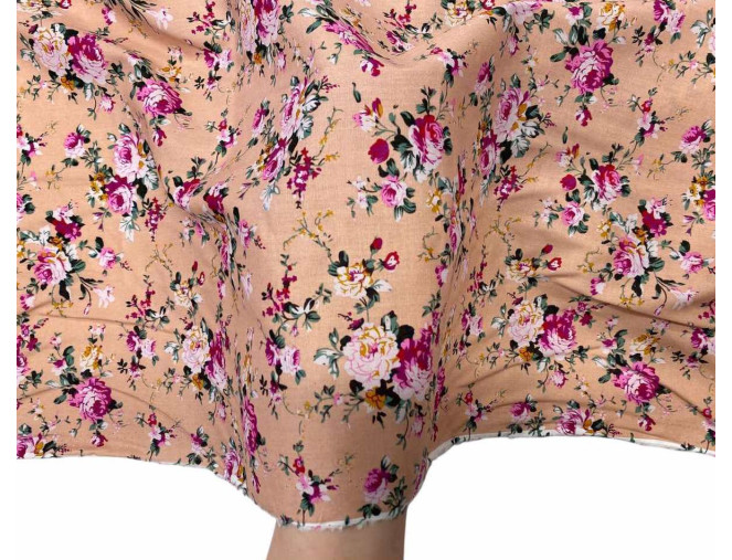 Poplin audinys Rožės rausvame internetu