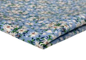 Poplin audinys Gėlytės melsvame