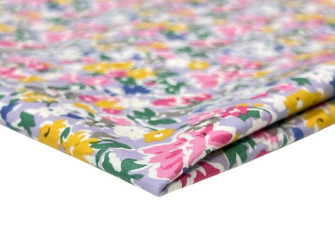 Poplin audinys Gėlių raštai alyviniame