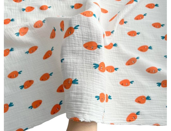 Muslin Carrots in white pigiau