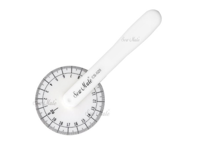 Round lecal ruler with scale