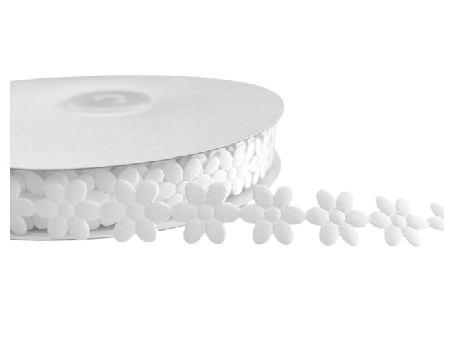 Ribbon Flowers 18x19mm White