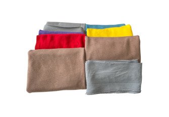 Set No 50 of remnants of three-thread knitted or crocheted fabric