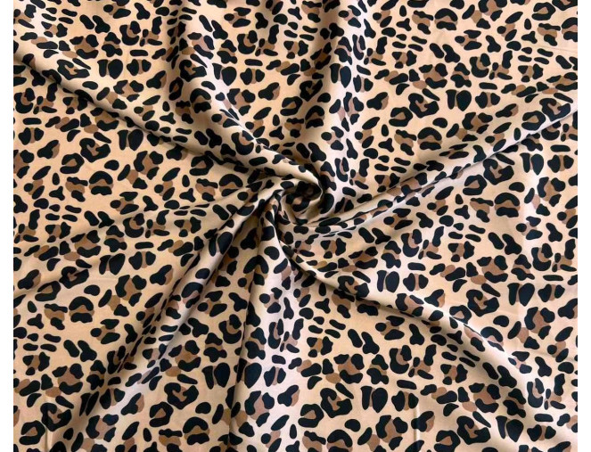 Armani šilkas Leoprado raštai smėliniame