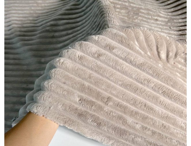 Dirbtinis kailis - gobelenas Šviesi smėlio pigiau