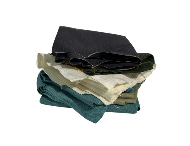 Flax offcuts 1,062kg. No 15