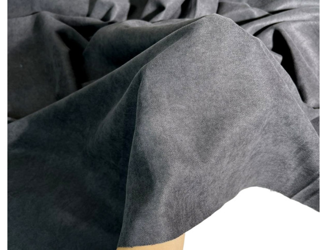 Graphite grey pigiau