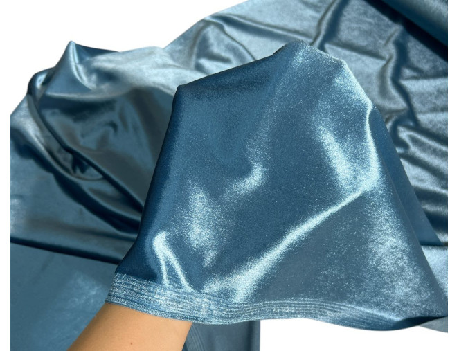 Aksomas Džinso mėlyna pigiau