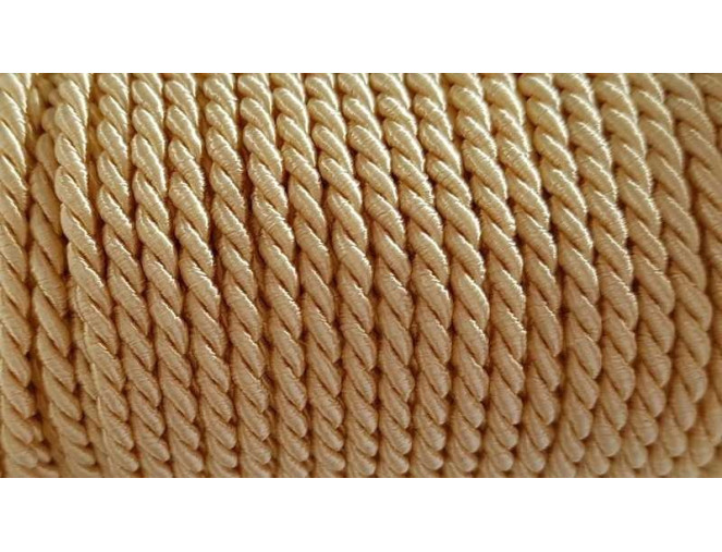 Decorative cord 3,2mm.
