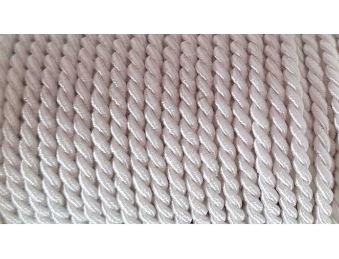Decorative cord 3,2mm.