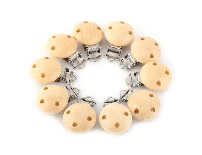 Pacifier chain clip