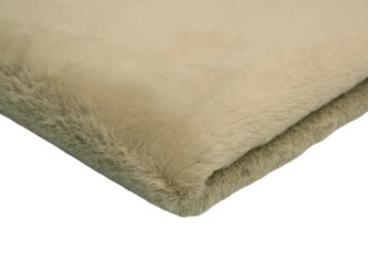 Faux Fur, Sand