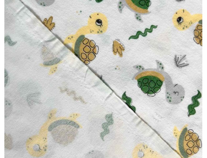 Flannel T-shirt with Turtles on a White Background internetu