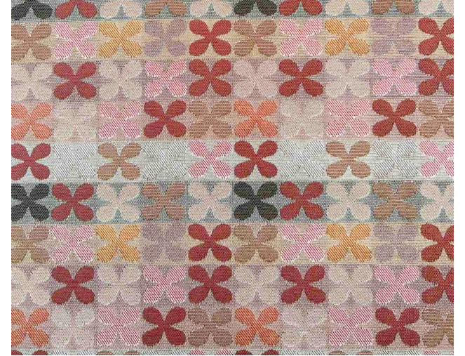 Gobelenas Gėlytės raudoname internetu